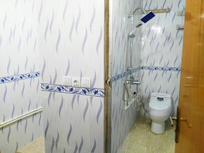 سوئیت تمیز نزدیک راه آهن در شهرک نور